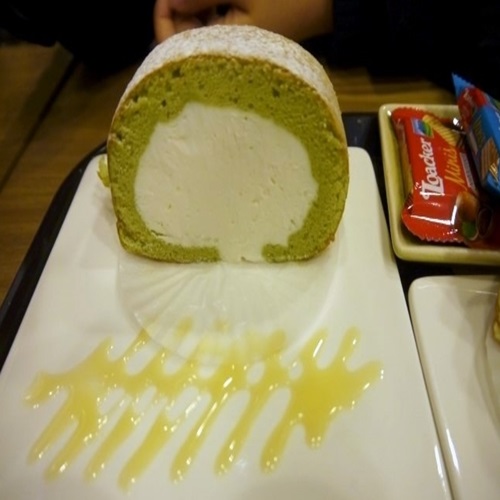 ũ