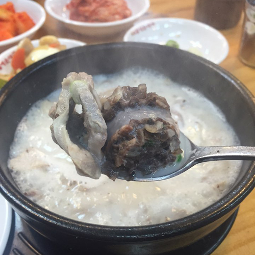 뱹