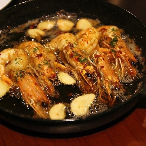 ν 丮