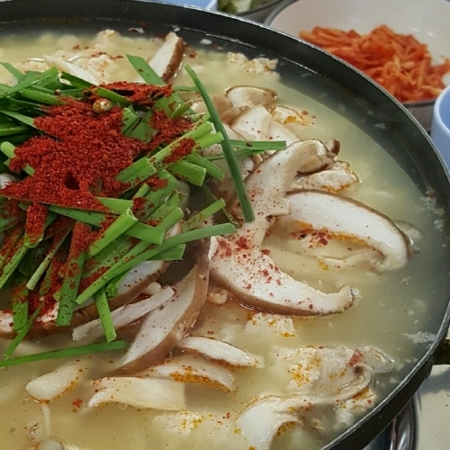 ���κ�����