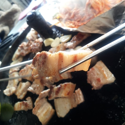 �����_��2