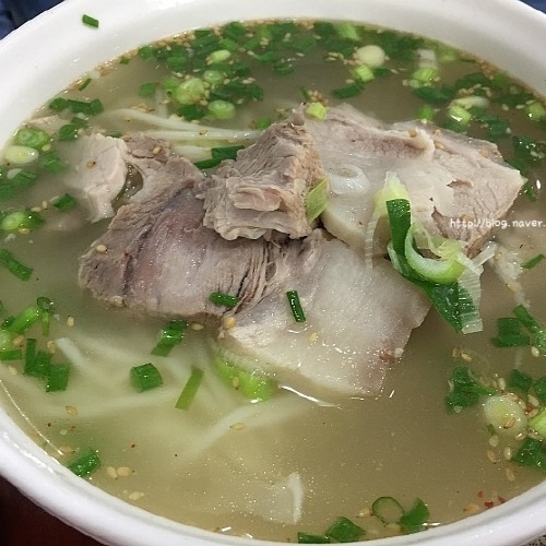 ⱹ
