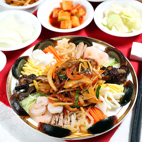 �������