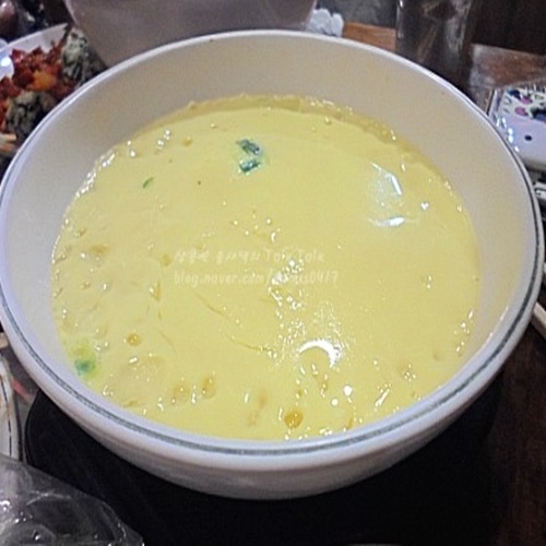 ް