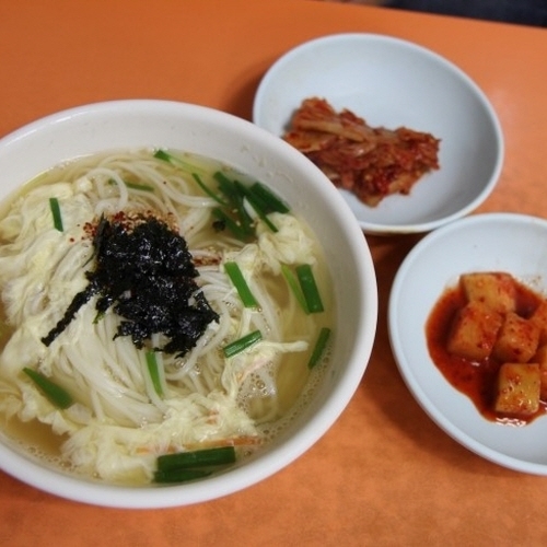 ���� ����