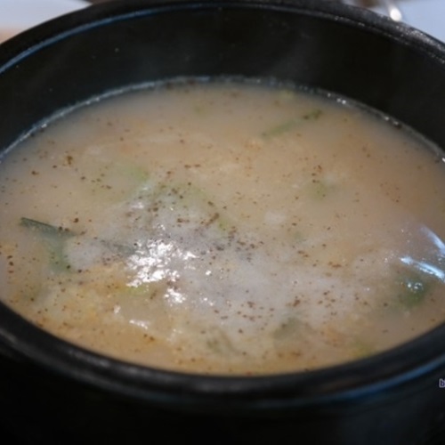 뱹