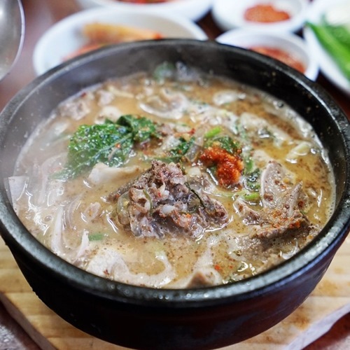 뱹