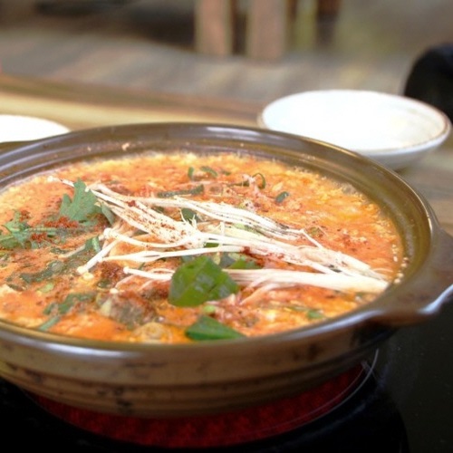 �ʴ��������̼��κ�����