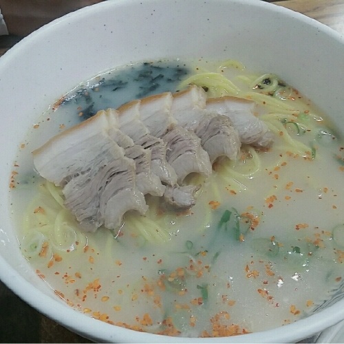 ⱹ